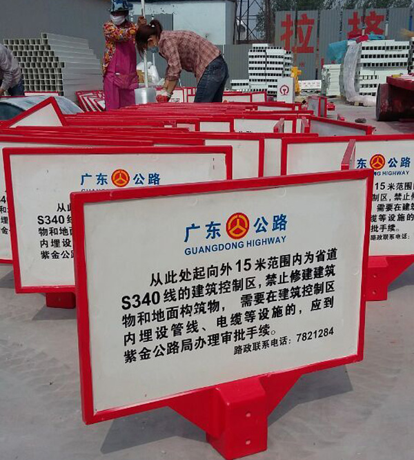 �����־�ʾ��