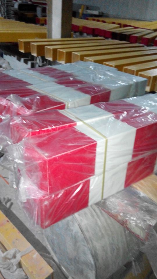 ��·�����ֱ�־׮